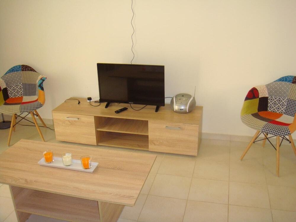 Паралимни: Aegina Apartment