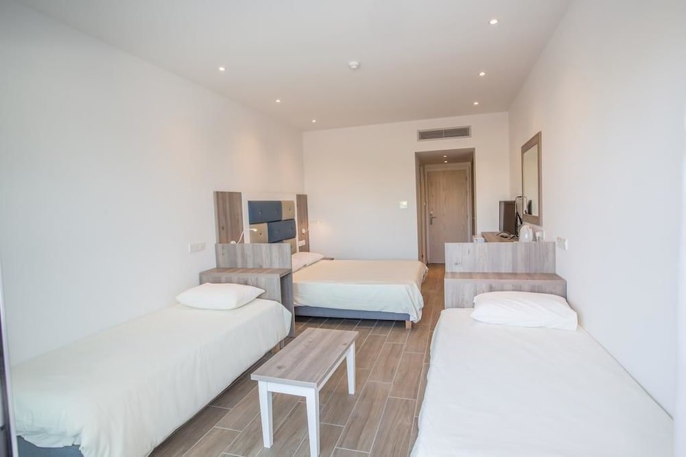 Айя-Напа: Stratovarius Luxury Rooms