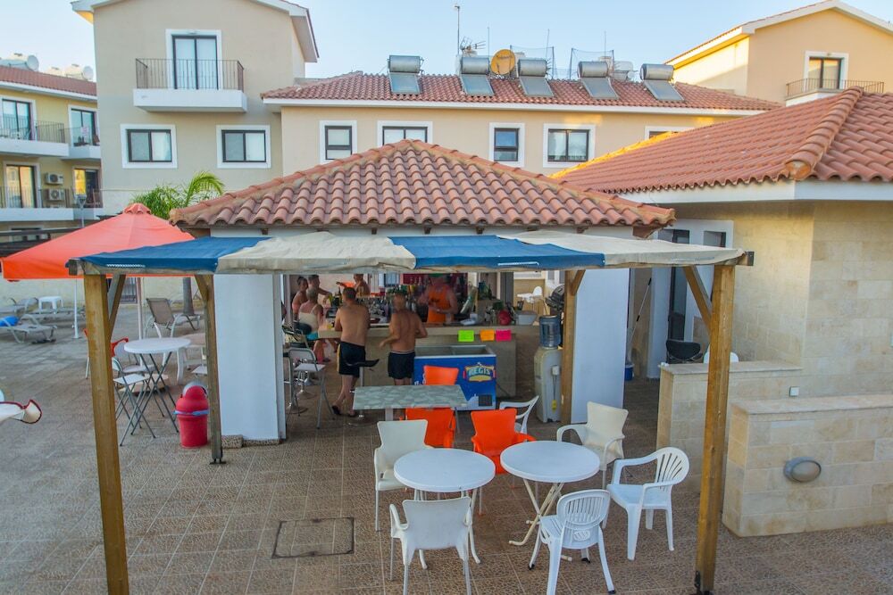 Паралимни: Kapparis Kyklades Ground Floor apartment