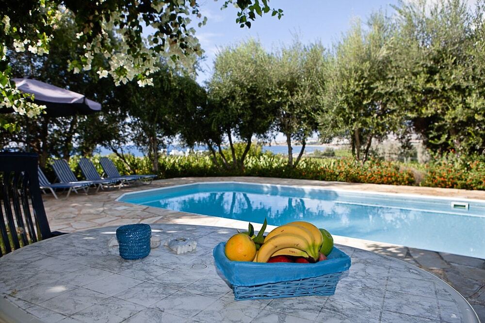 Киссонерга: Banana Cyprus Villas