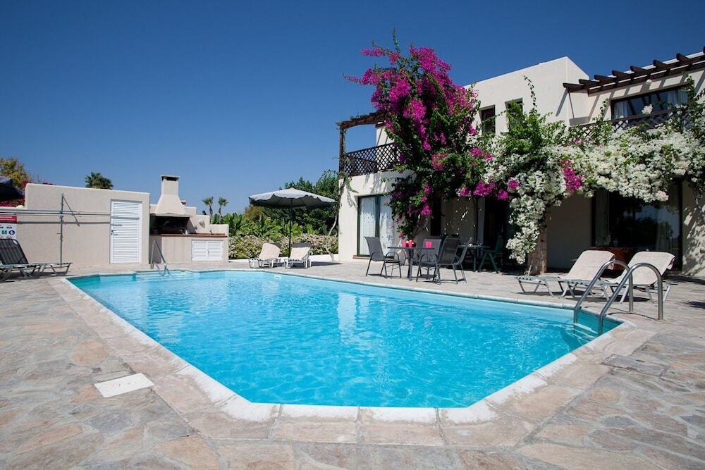 Киссонерга: Banana Cyprus Villas