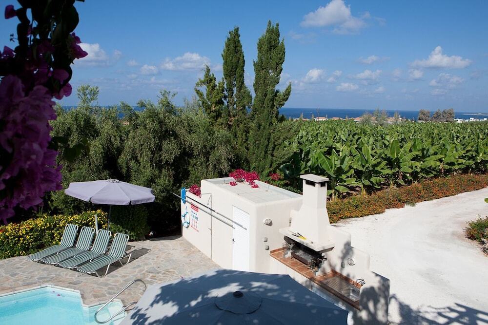 Киссонерга: Banana Cyprus Villas