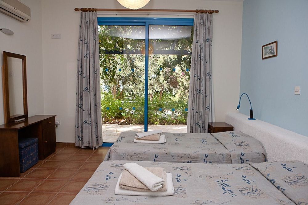 Киссонерга: Banana Cyprus Villas