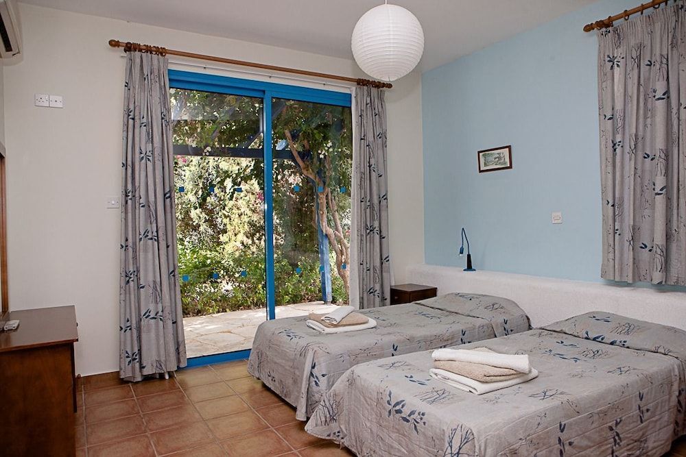 Киссонерга: Banana Cyprus Villas