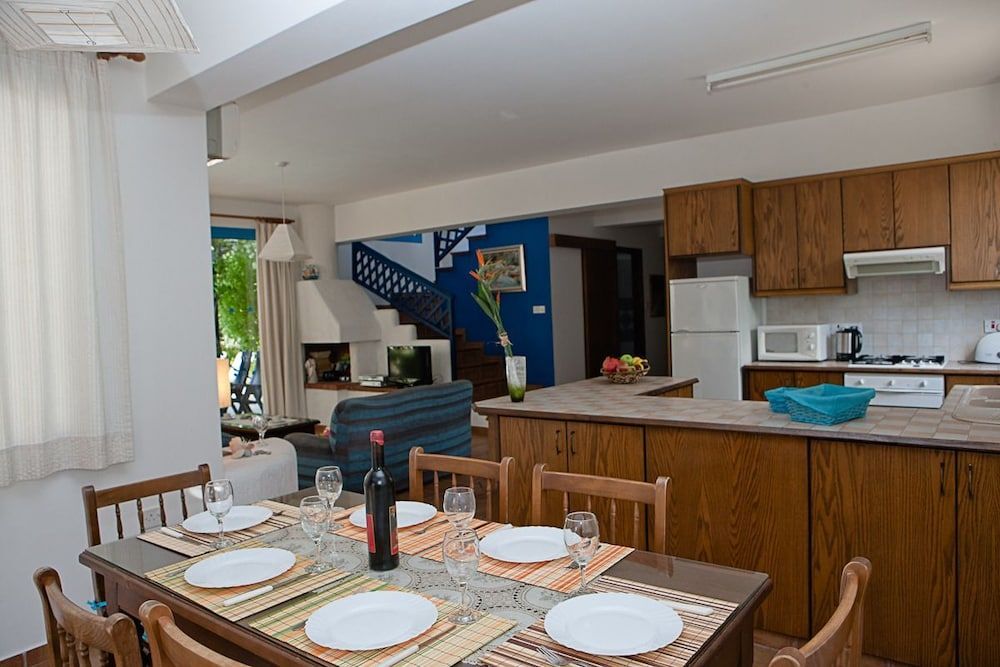 Киссонерга: Banana Cyprus Villas
