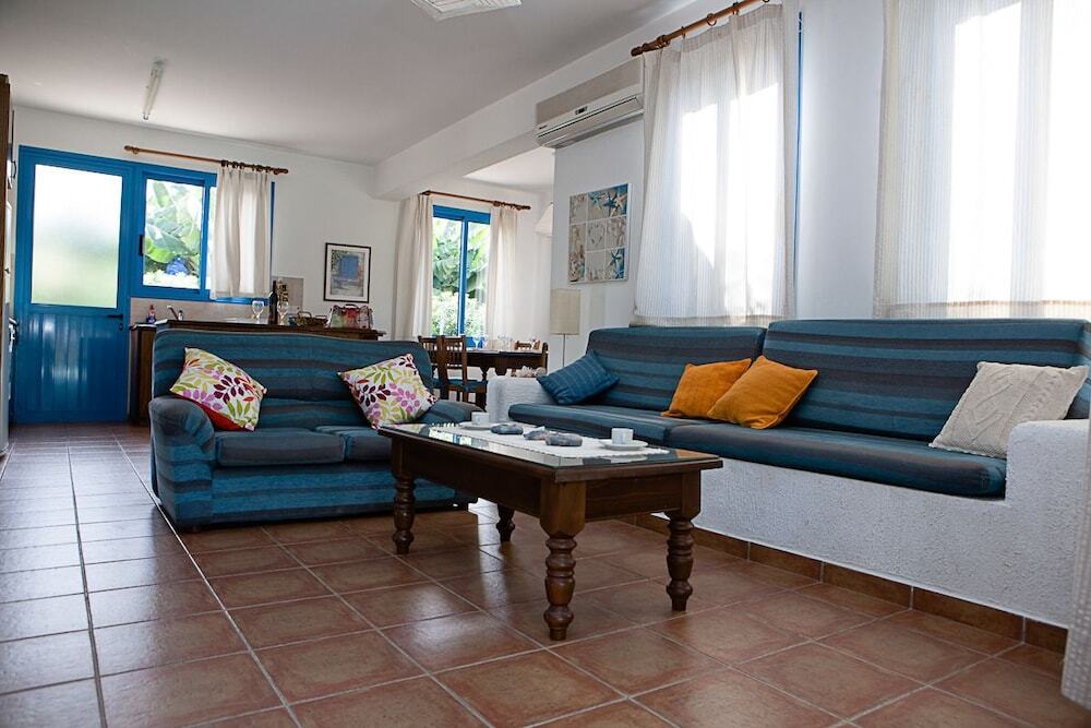 Киссонерга: Banana Cyprus Villas