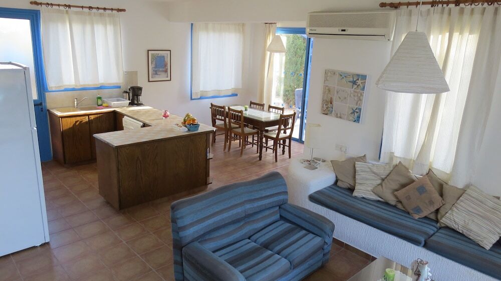 Киссонерга: Banana Cyprus Villas