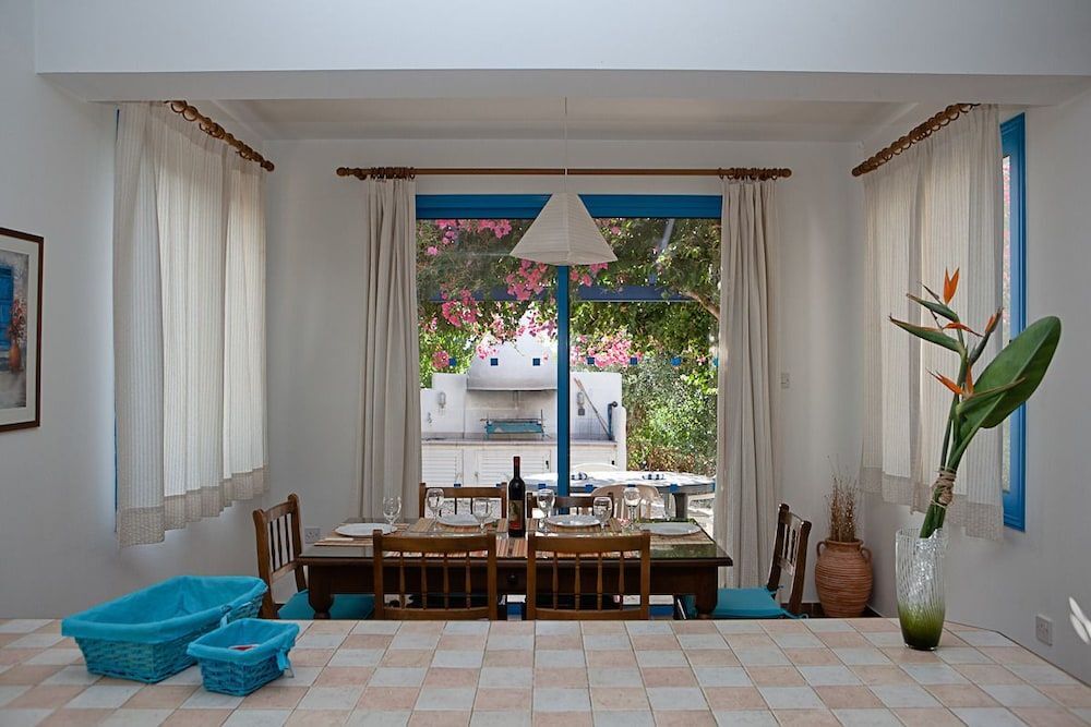 Киссонерга: Banana Cyprus Villas