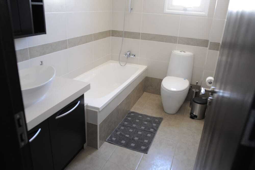 Кити: Kiti Deluxe Apartments