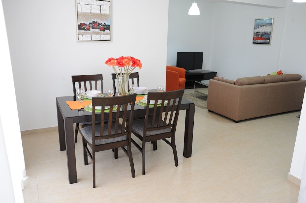 Кити: Kiti Deluxe Apartments