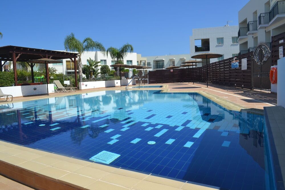 Паралимни: Kapparis Luxury Holiday Apartment