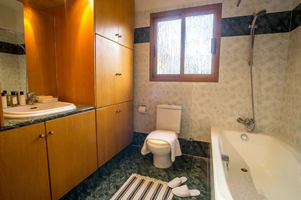 Пейя: Coral Bay Sunkiss Villa