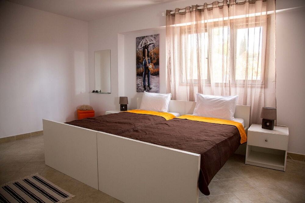 Пейя: Coral Bay Sunkiss Villa