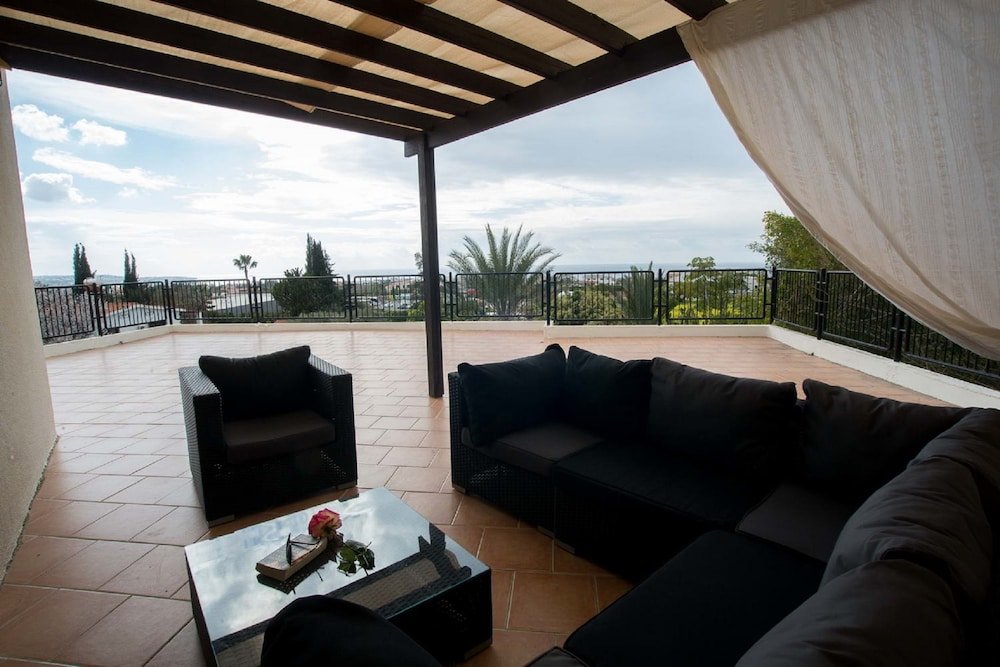 Пейя: Coral Bay Sunkiss Villa