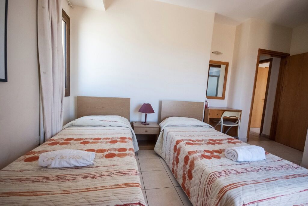 Пейя: Coral Sun Villas