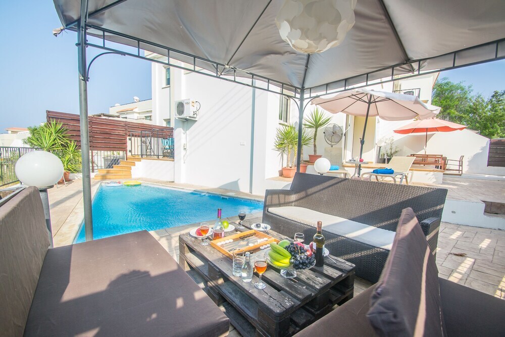 Паралимни: Arcadia 1 Holiday Apartment