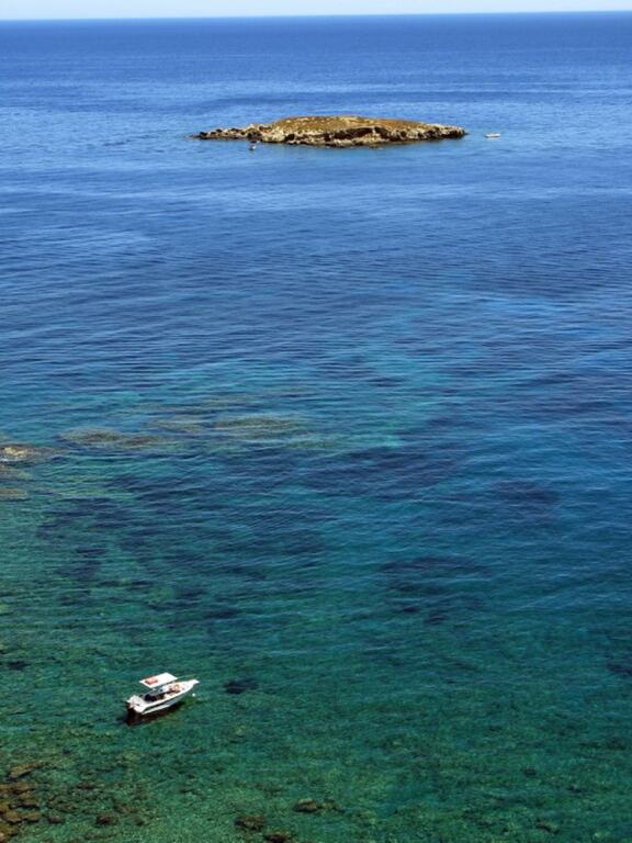 Пейя: Coral Bay Sunbeam Villa