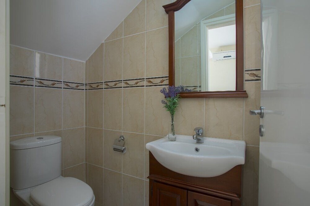 Протарас: Villa Daisy