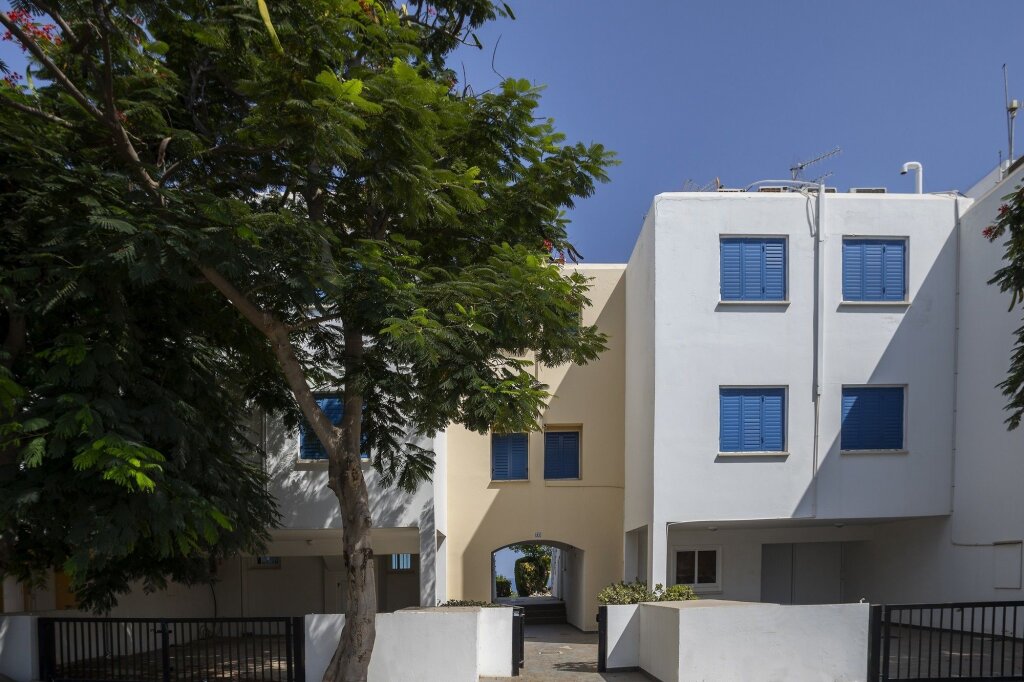 Sirina Lina Beachfront Suite — фото 1