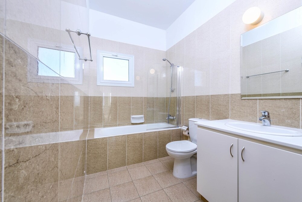 Сотира: Napa Heights Villa