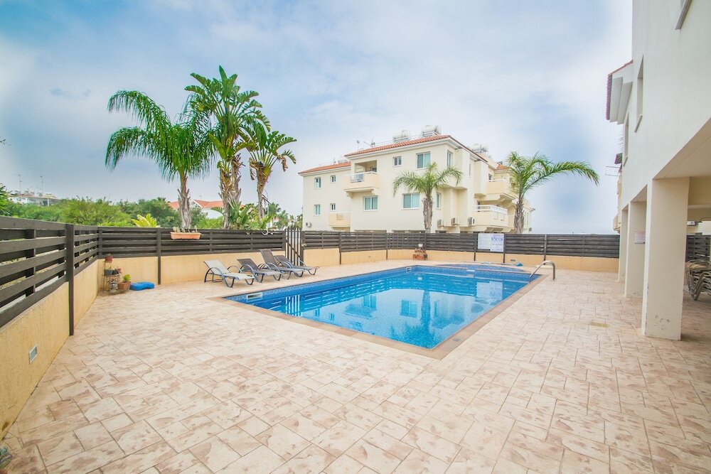 Паралимни: Panorama Village 104 Apartment