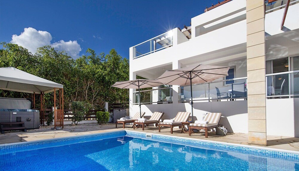 Пейя: Villa Anchora
