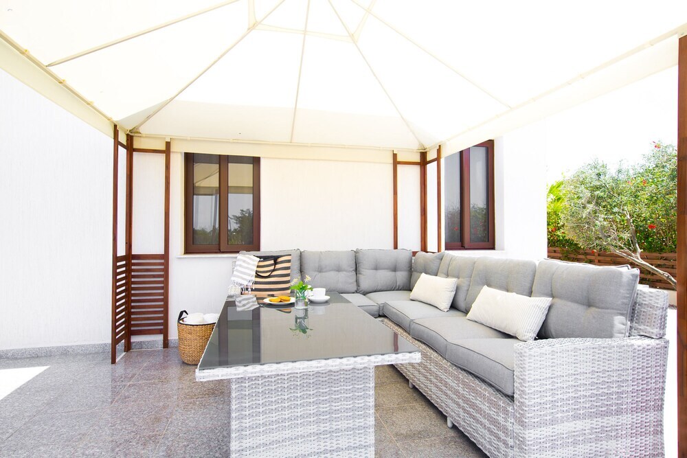 Пейя: Villa Malibu