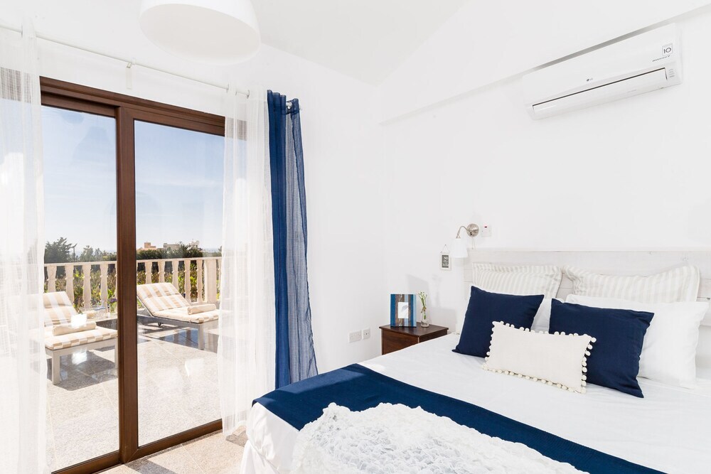 Пейя: Villa Malibu