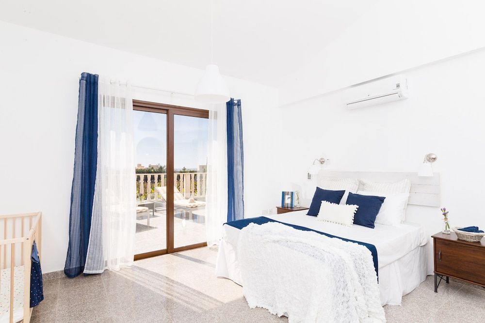 Пейя: Villa Malibu