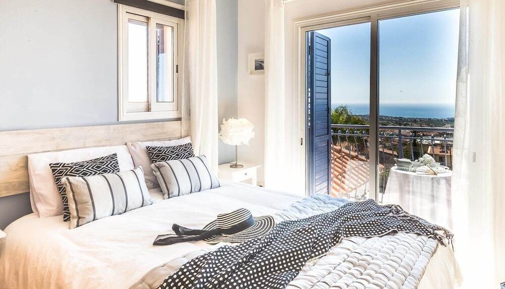 Пейя: Villa Sanctuary