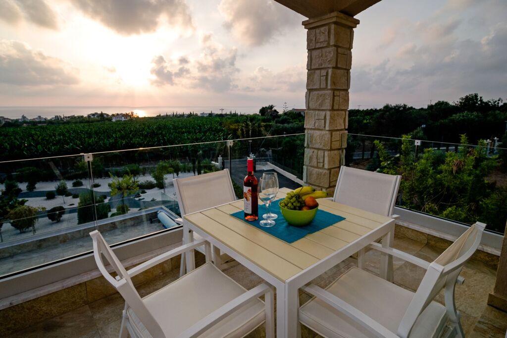 Пейя: Villa Ravel