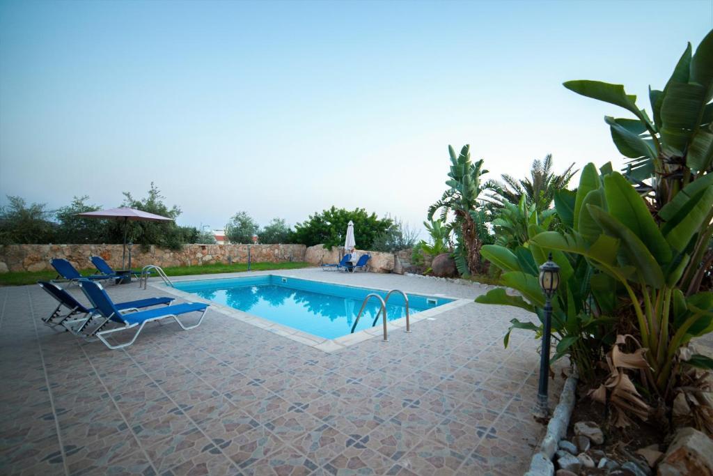 Пейя: Villa Efrosini