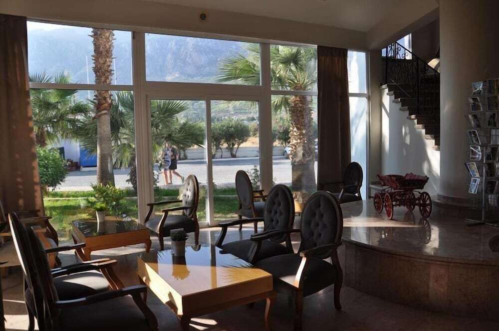 Алсанджак: Hotel Sempati