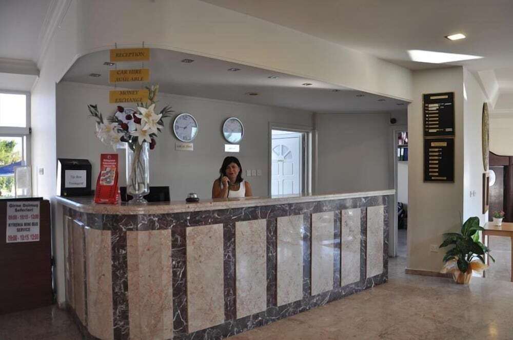 Алсанджак: Hotel Sempati
