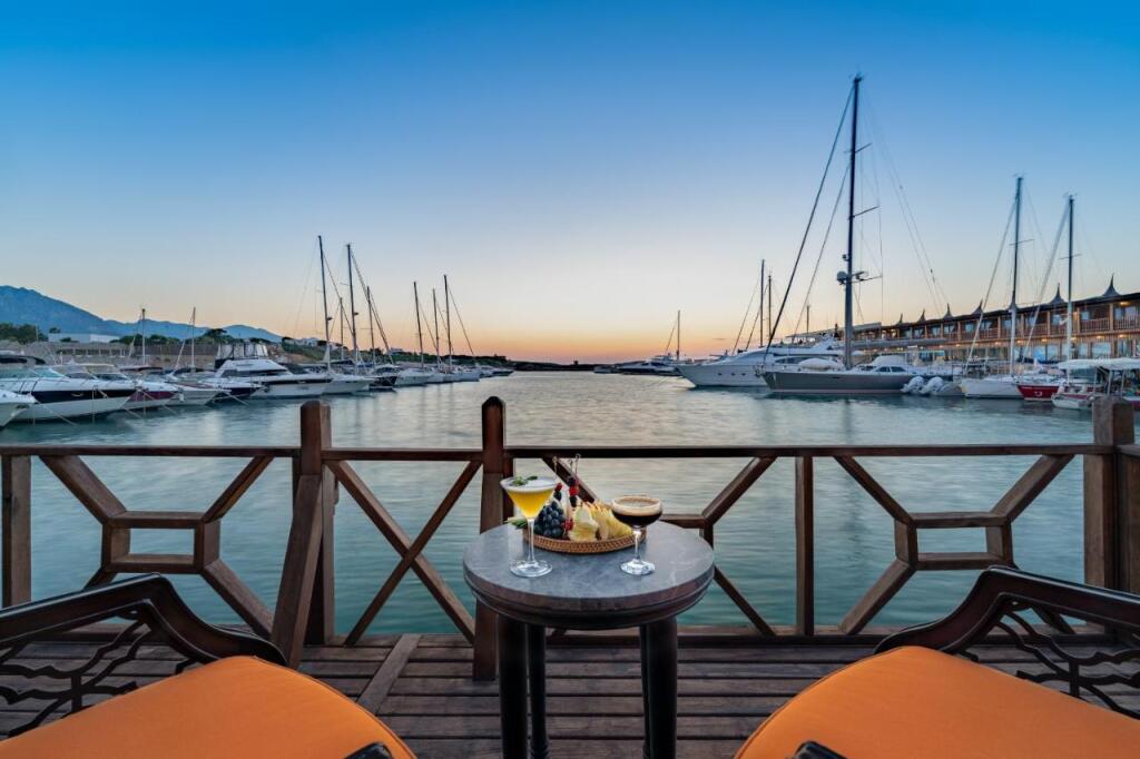 Кирения: Les Ambassadeurs Marina Hotel & Casino