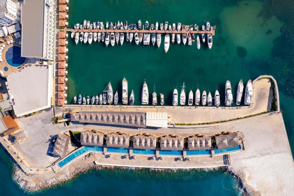 Кирения: Les Ambassadeurs Marina Hotel & Casino