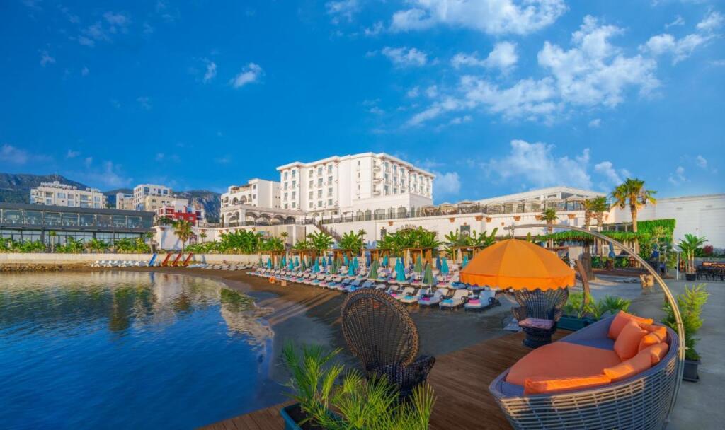 Кирения: Les Ambassadeurs Marina Hotel & Casino