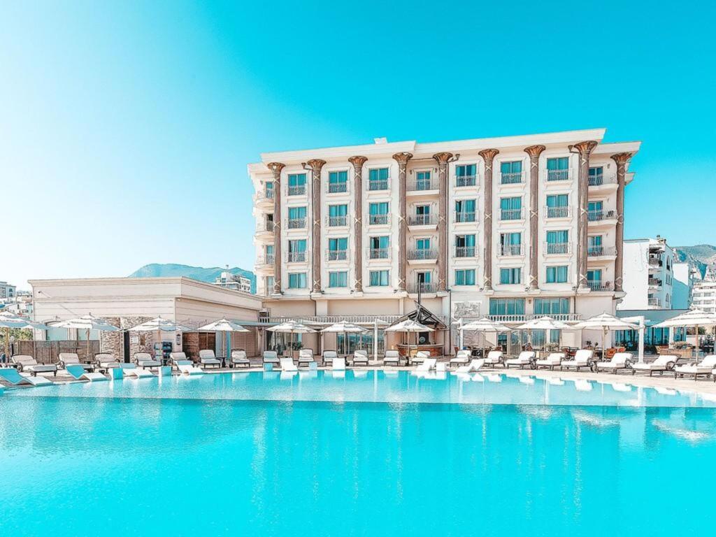 Кирения: Les Ambassadeurs Marina Hotel & Casino