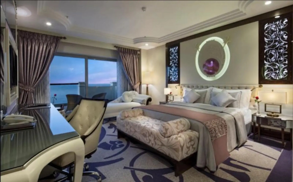Алсанджак: Merit Royal Premium Hotel - All inclusive