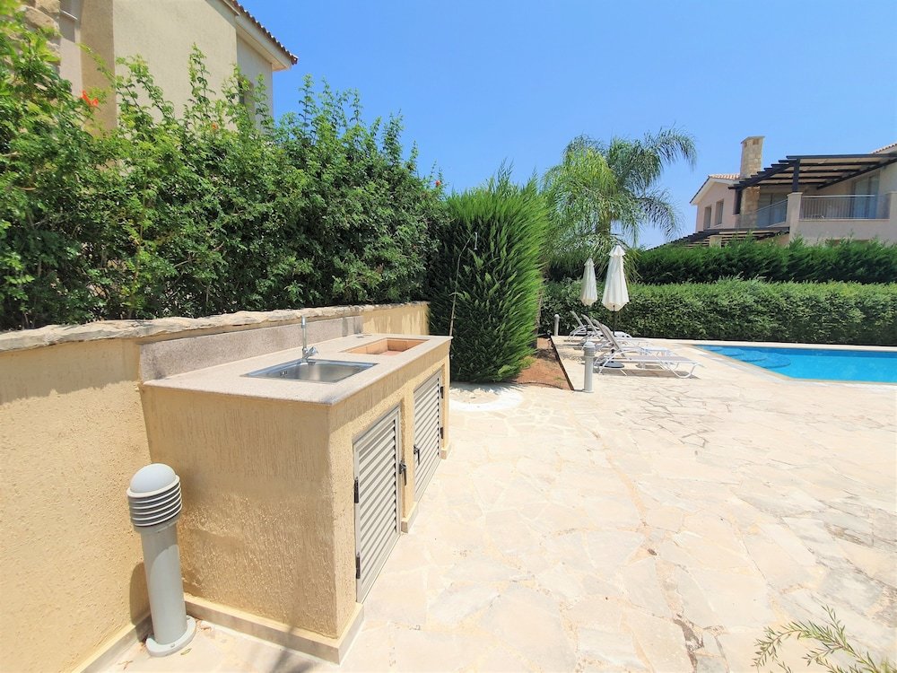 Полис Хрисохус: Hector Beach Villa - Sandy Beach Villas