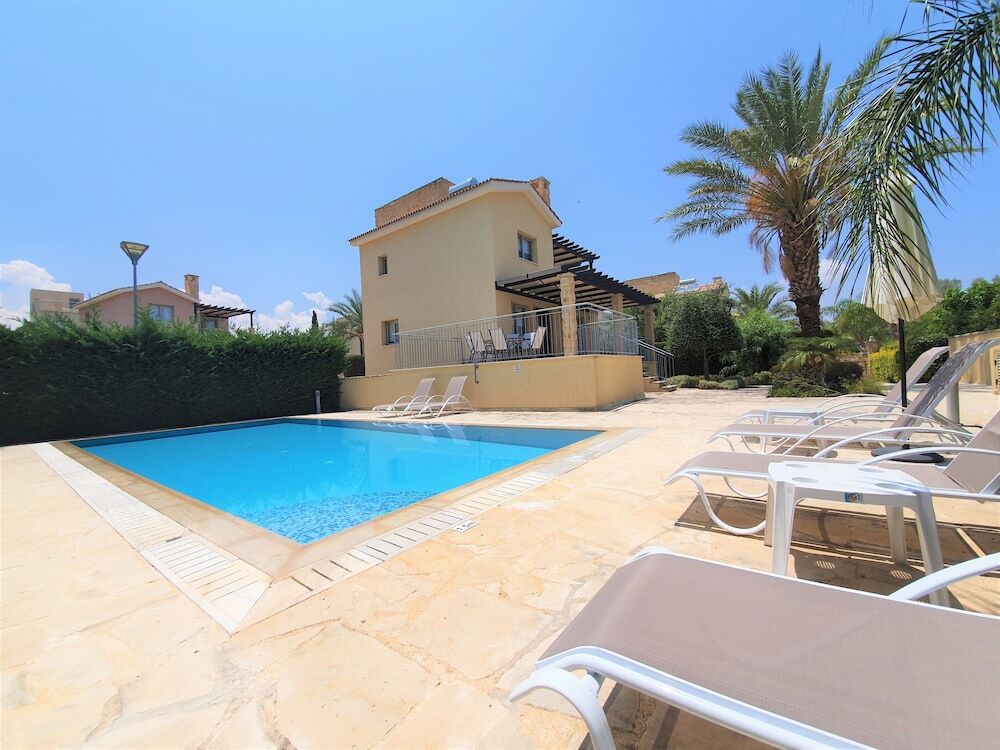 Полис Хрисохус: Hector Beach Villa - Sandy Beach Villas