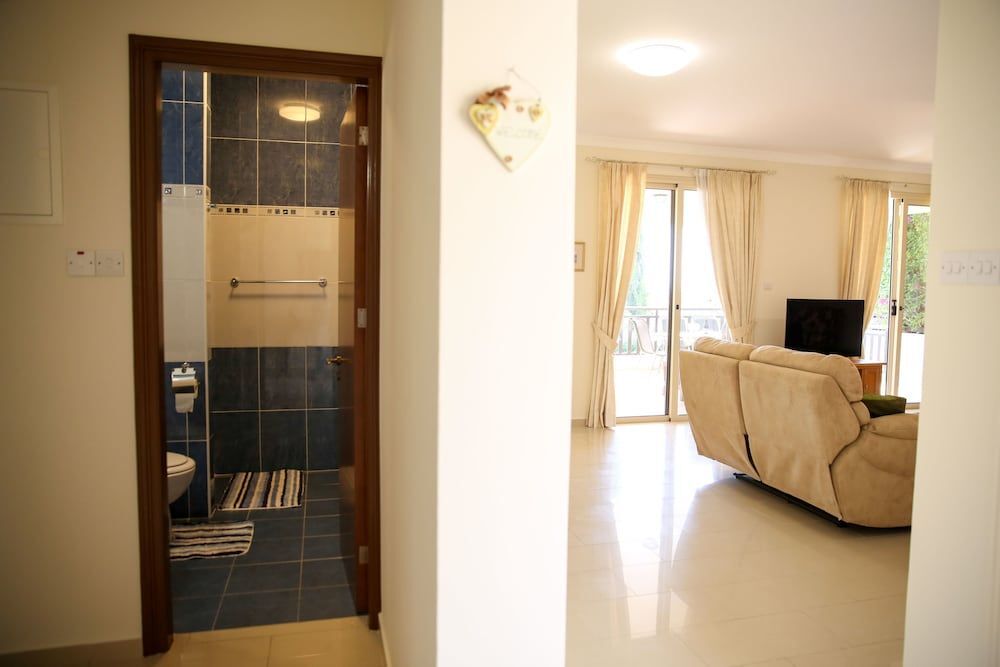 Пейя: Villa Felicity