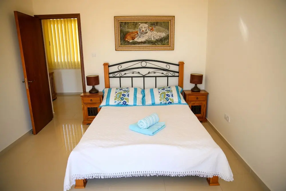 Пейя: Villa Felicity