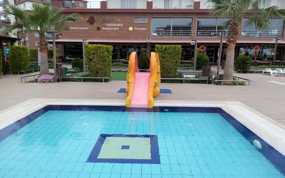 Авгору: Studio Apartment at Longbeach