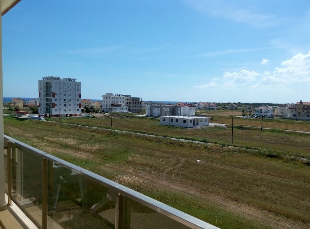Авгору: Studio Apartment at Longbeach