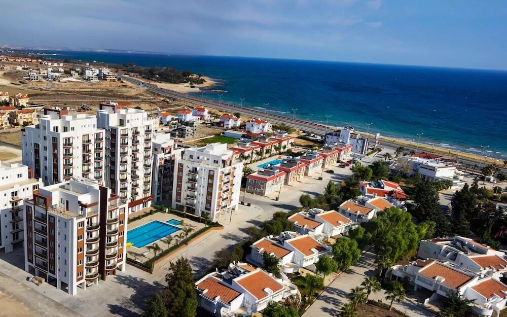 Авгору: Studio with Pool View at Longbeach