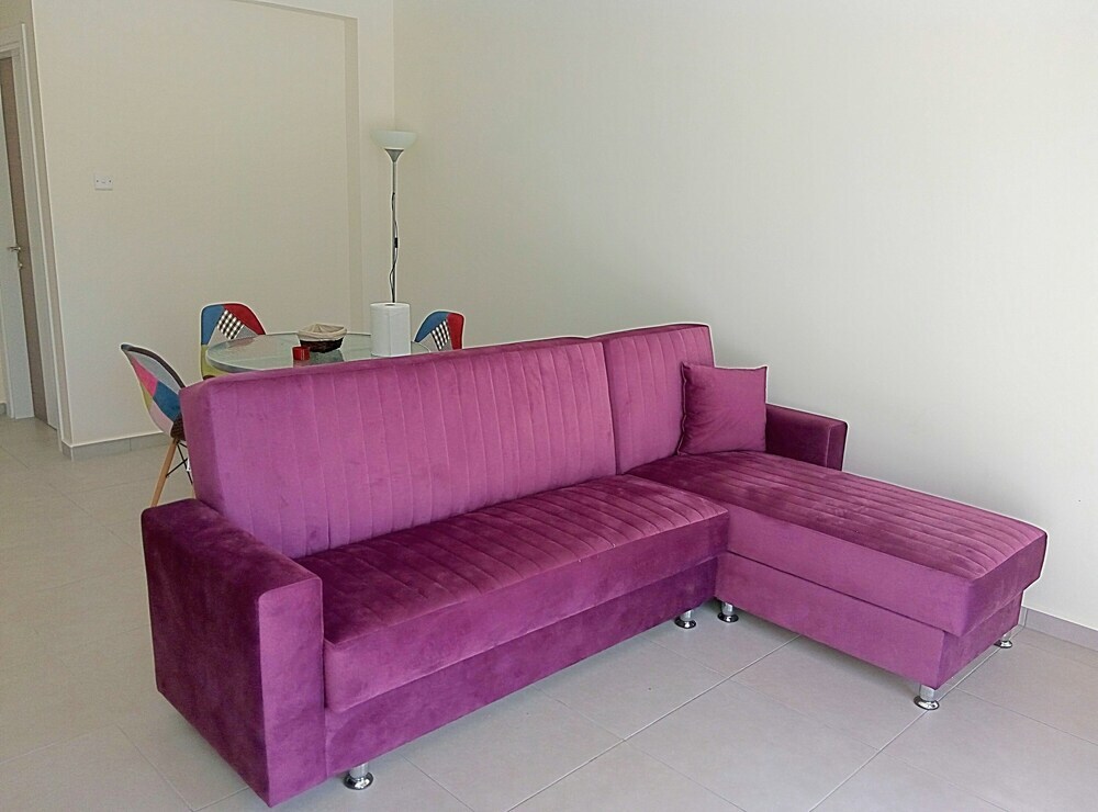 Авгору: One Bedroom Apartment at Longbeach
