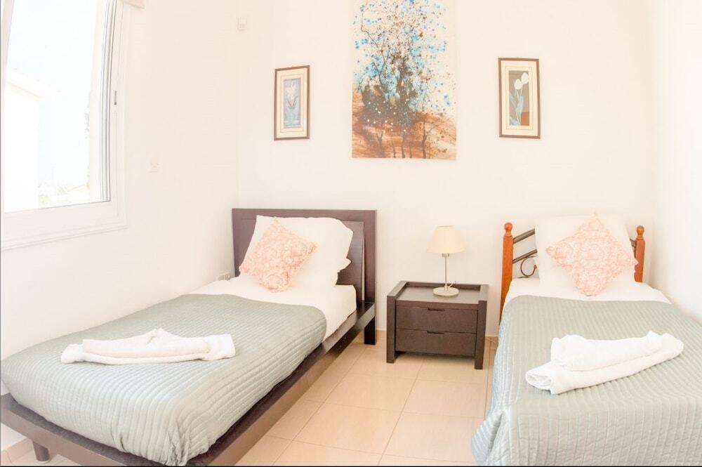 Пейя: Villa Alysia