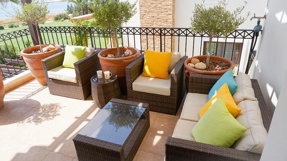 Айя-Напа: Sea Front Costa Blu