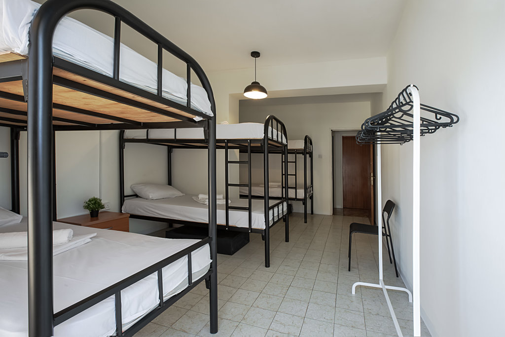 Лимассол: White Hostel